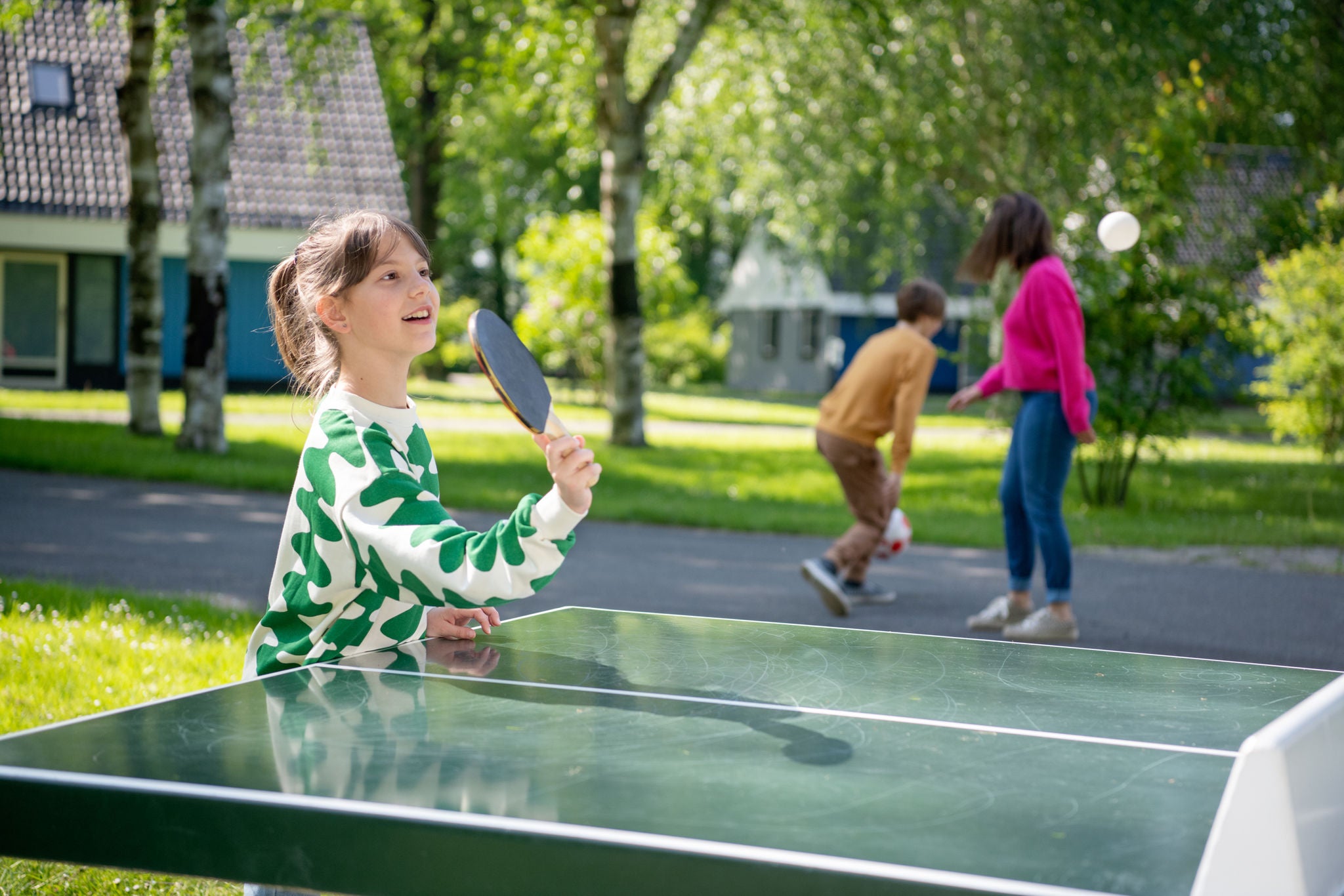 Speel samen een potje tafelvoetbal bij een 8 persoons huisje.